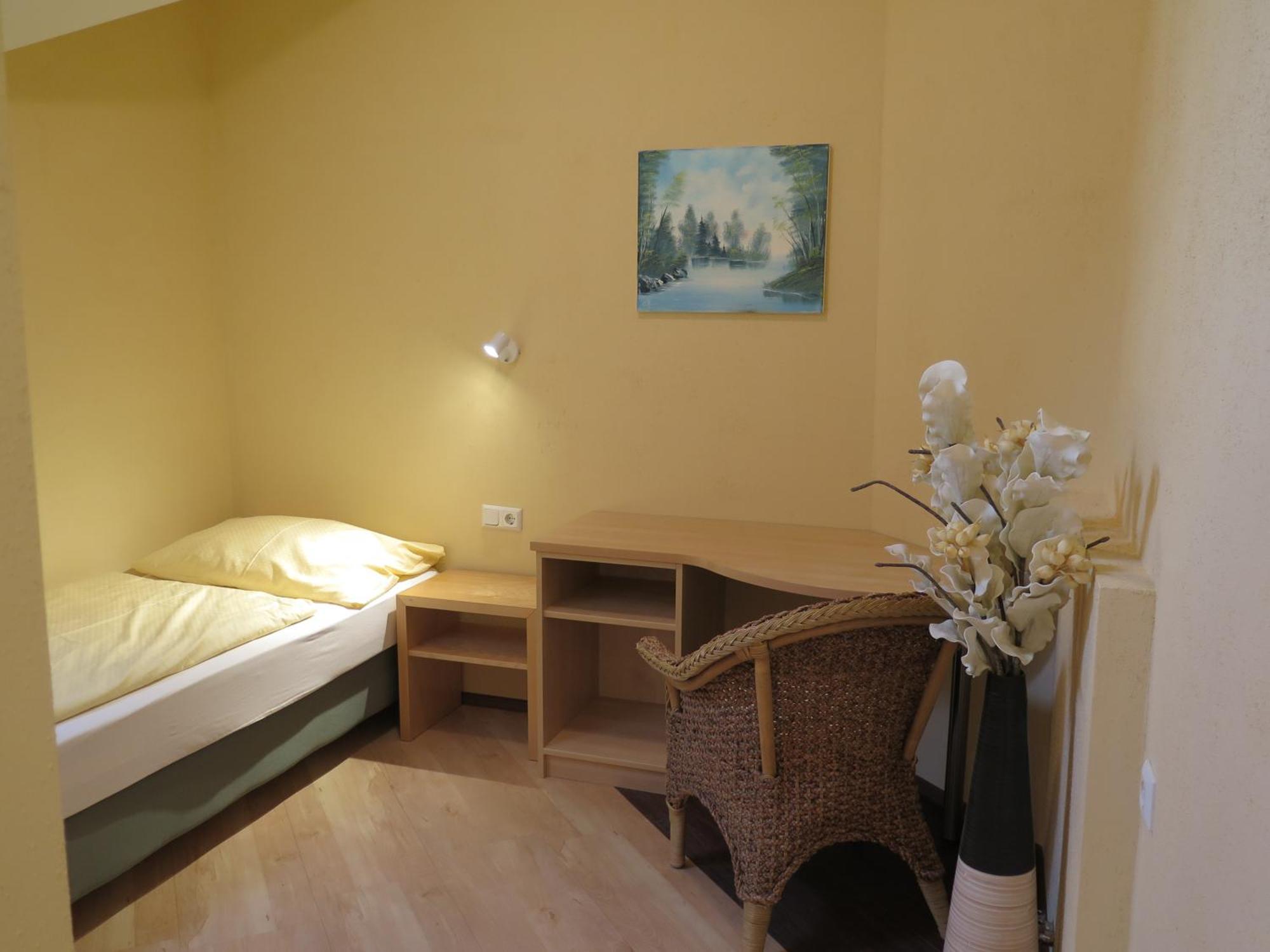 Rosenhotel - Serviced Apartments Zwentendorf エクステリア 写真